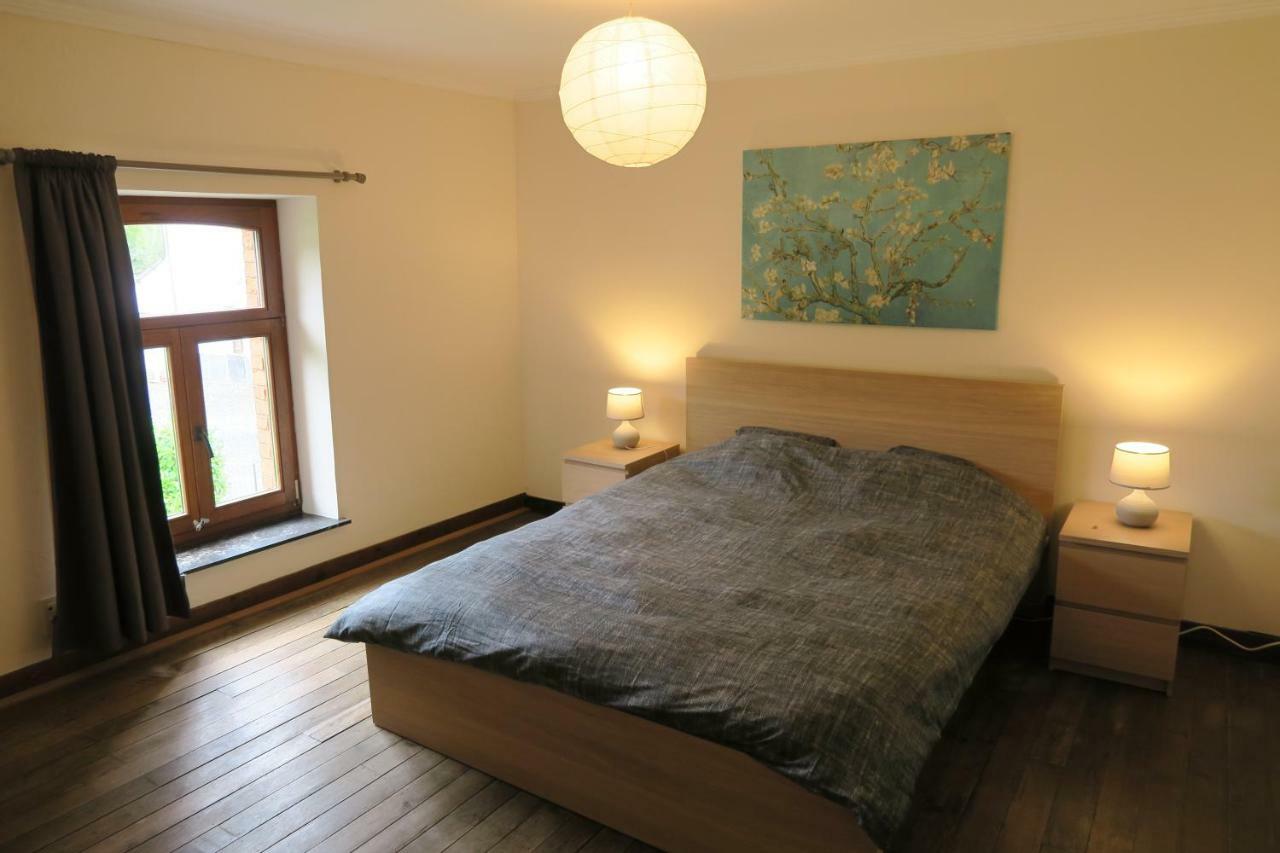 Villa l'oiseau bleu à Rochehaut Extérieur photo